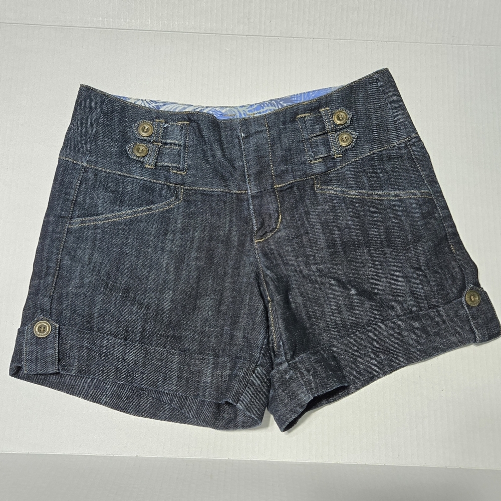 151 dark wash denim jean shorty shorts, size 6